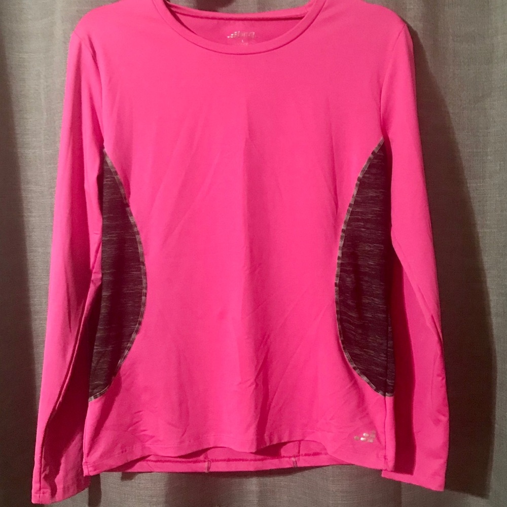 Workout Tee Size L